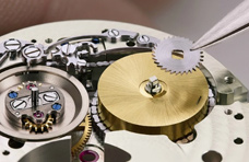 蕾蒙威手表上链困难怎么回事?南京维修中心解读 蕾蒙威手表上链困难怎么回事?南京维修中心解读